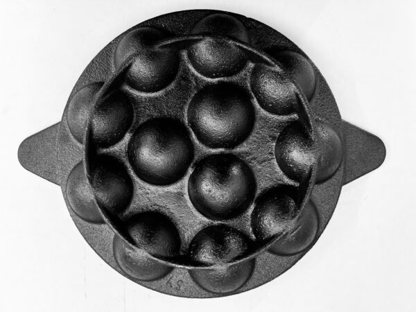 Aarogyam Pre-seasoned Cast Iron Paniyaram Pan, 12 Cavity, Ring Bottom, Naturally Nonstick, Induction Friendly Appam Pan / Appe. Ferrolite Series. - Image 2